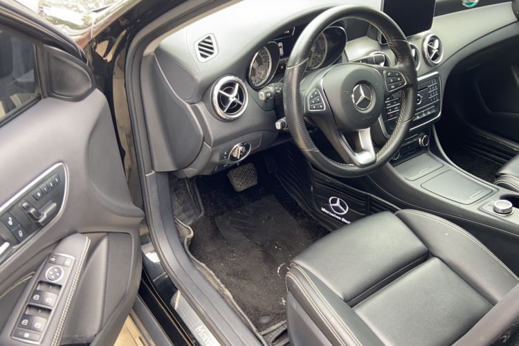 Used Mercedes-Benz GLA 2016 GLA 200 Fashion Model