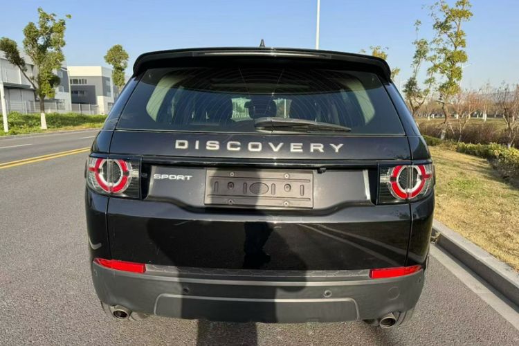 Used Land Rover Discovery Sport 2018 240 PS PURE Edition
