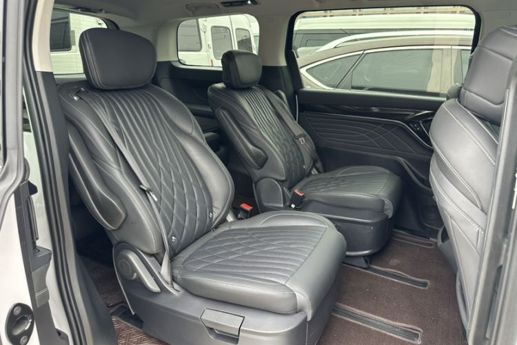 Used SAIC MAXUS G90 2022 2.0T Starry Seven-Seater