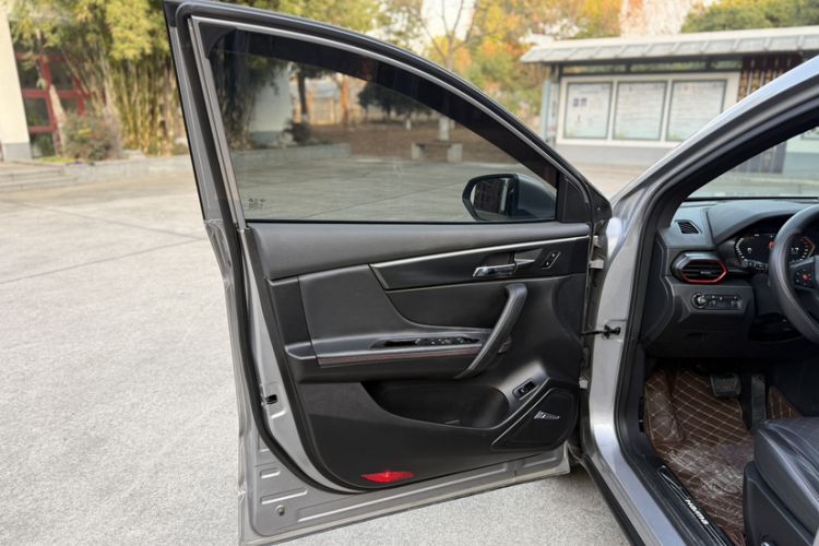 Used Haima 8S 2019 1.6 TGDI Automatic Luxury Edition
