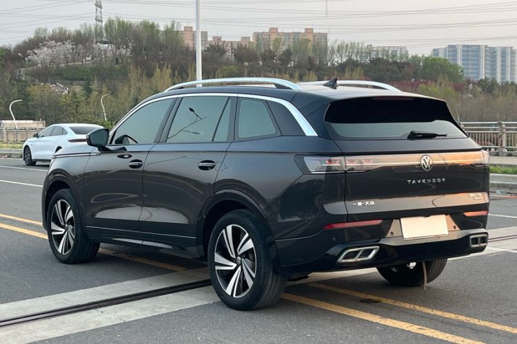 Used Volkswagen Tavendor 2024 380TSI All-Wheel Drive R-Line Cruise Edition
