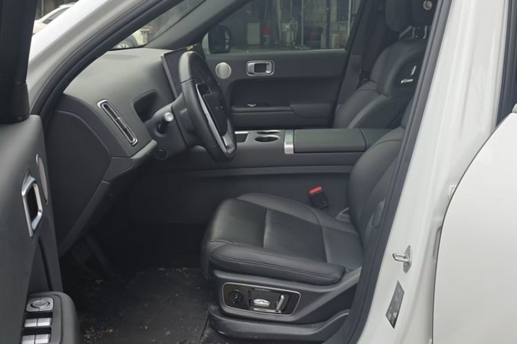 Used Li Auto L7 2023 Air model
