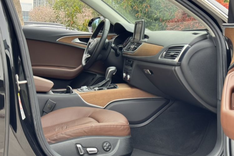 Used Audi A6L 2018 30th Anniversary Edition 30 FSI Style Model
