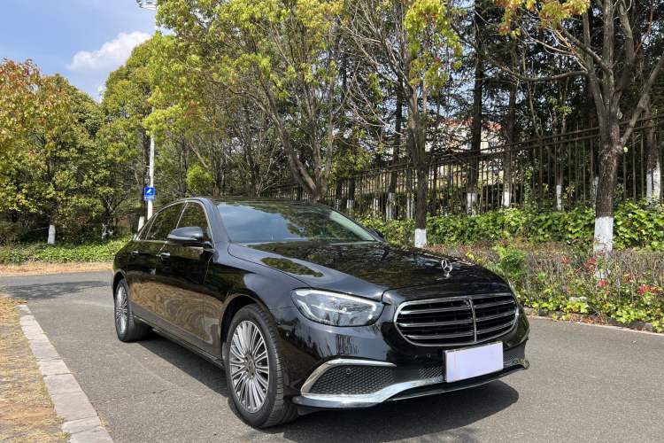 Used Mercedes-Benz E-Class 2023 Updated E 300 L Fashion Edition
