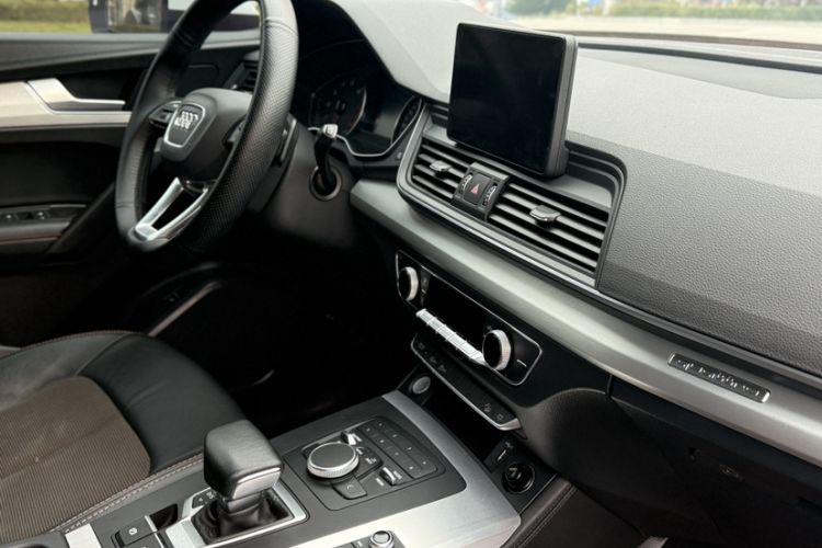 Used Audi Q5L 2020 Revised 40 TFSI Prestige Edition
