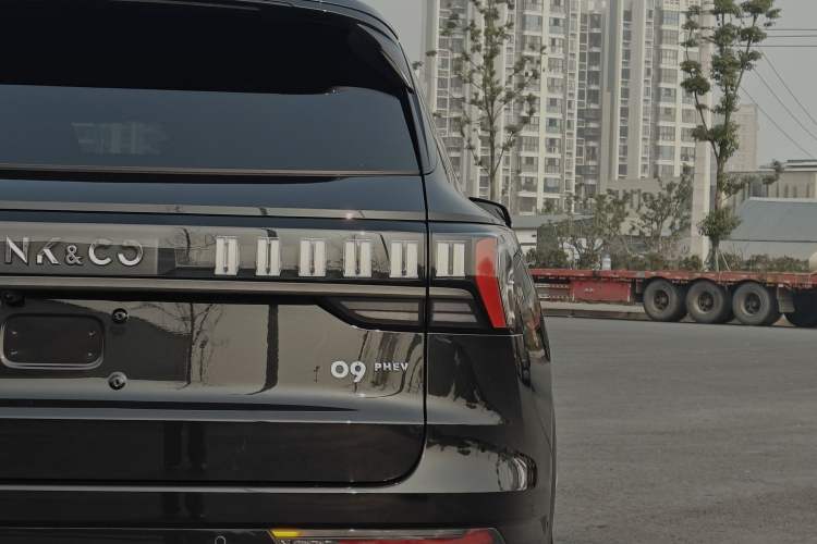 Used Lynk & Co 09 EM-P 2021 2.0T PHEV Halo Six-Seater