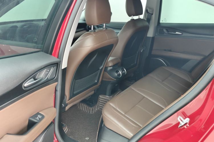 Used Alfa Romeo Stelvio 2017 2.0T 200HP Elite Edition