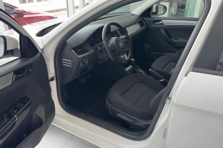 Used Volkswagen Bora 2015 Qihui Edition 1.6L Automatic Fashion Model
