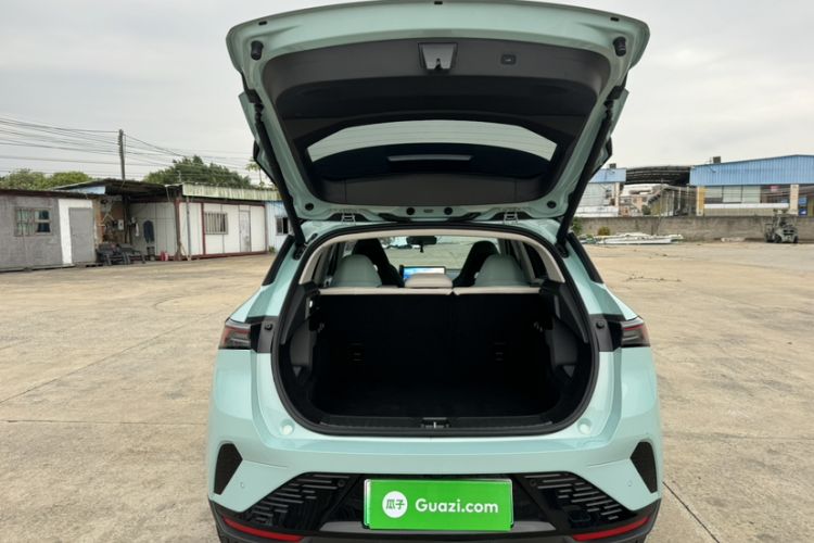 Used Lynk & Co 06 EM-P 2023 EM-P 126 Long-Range Halo Trunk