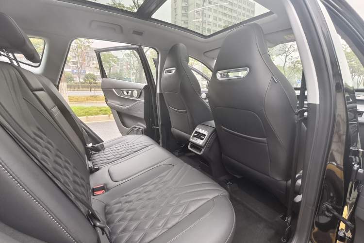 Used Chery Tiggo 7 PLUS 2023 Champion Edition 1.5 TGDI DCT Luxury Model
