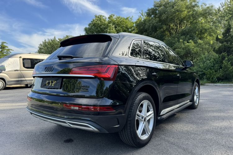 Used Audi Q5L 2022 40T Fashionable and Elegant Model
