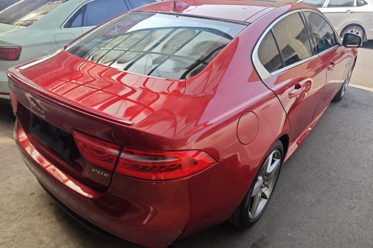 Used Jaguar XE 2015 2.0T 200 PS R-Sport