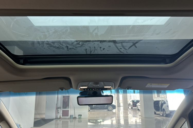 Used Buick GL8 2021 ES Landtrek 653T Luxury Model