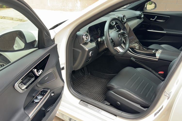 Used Mercedes-Benz C-Class 2022 Restyled C 260 L Sport Edition Driver Seat