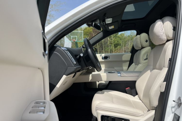 Used Li Auto L7 2024 Ultra Model Interior 1