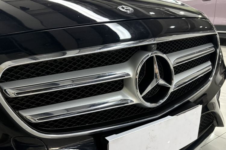 Used Mercedes-Benz E-Class 2020 E 300 L Sporty and Stylish Model