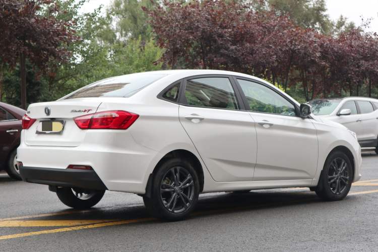 Used Changan Eado DT 2021 1.6L Manual Luxury Model