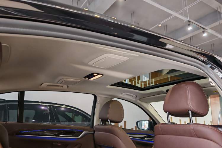 TDK.VehicleDetails.img