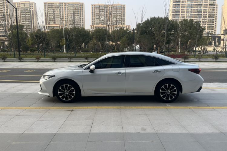 Used Toyota Avalon 2023 2.0L Luxury Edition