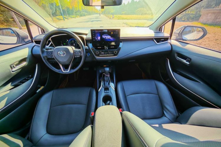 Used Toyota Allion 2023 Dual-Motor 2.0L Elite Edition
