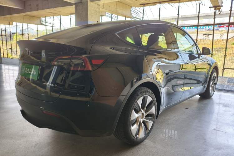 Used Tesla Model Y 2022 Revised Version Rear-Wheel Drive Exterior 2