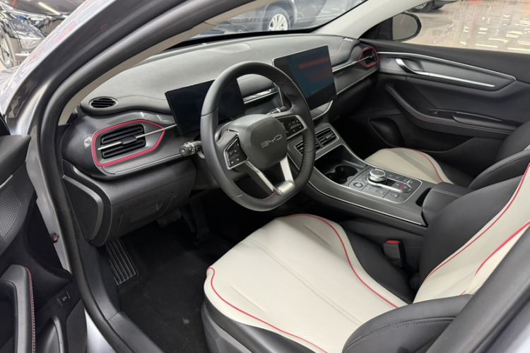 Used BYD Destroyer 05 2023 Champion Edition DM-i 55KM Luxury Model Left Front Seat