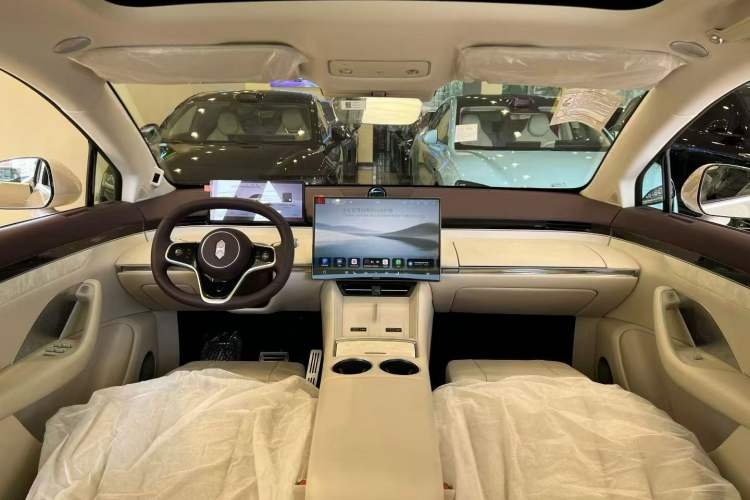 Used Hima Luxeed R7 2026 Model Range-Extending Max+