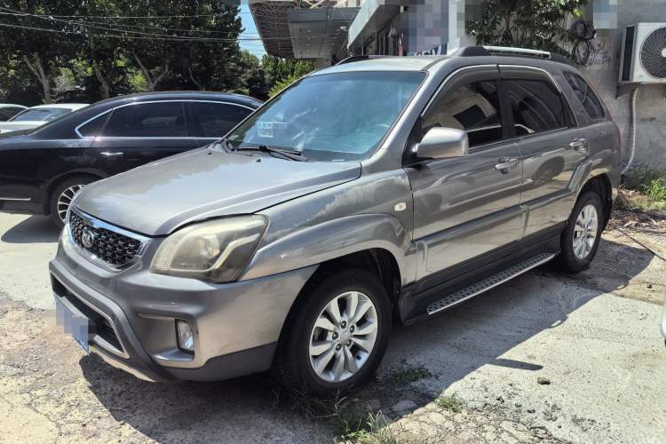 Used Kia Sportage 2013 2.0L Manual Two-Wheel Drive GL Trim