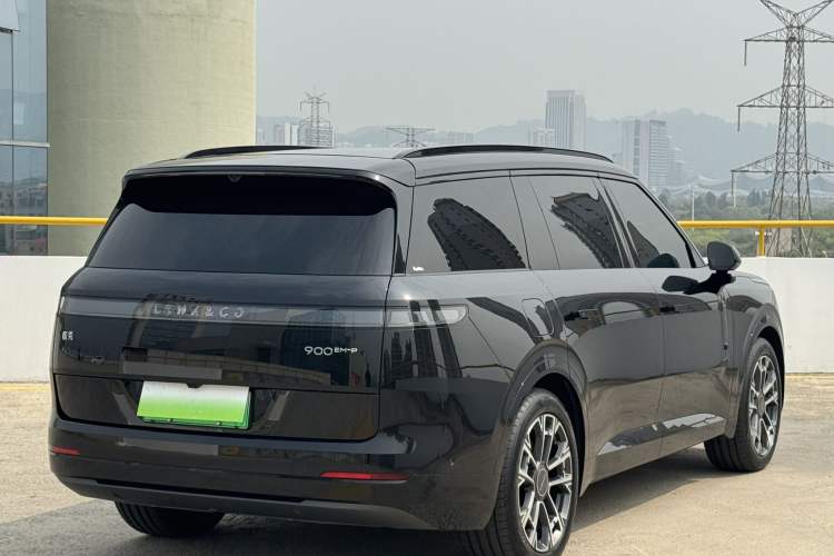 Used Lynk & Co 900 2025 2.0T Ultra