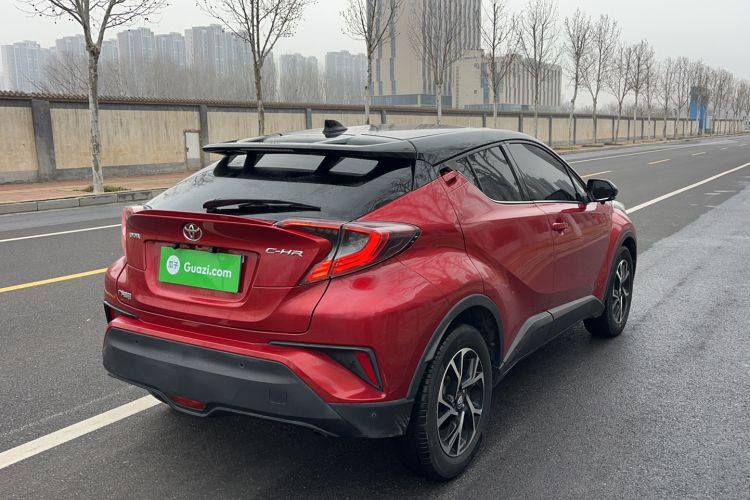 Used Toyota C-HR 2018 2.0L Luxury Sunroof Version China VI Standard
