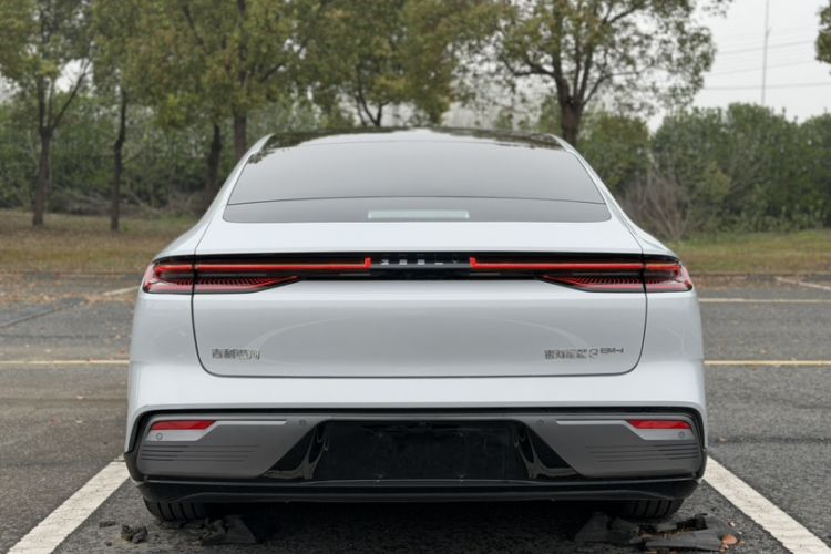 Used Geely Galaxy 8 2025 130km EM-i Flagship Edition