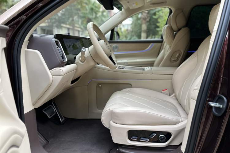 Used Hima AITO M9 2025 Model Range-Extending Ultra 52kWh 4-Seater Version