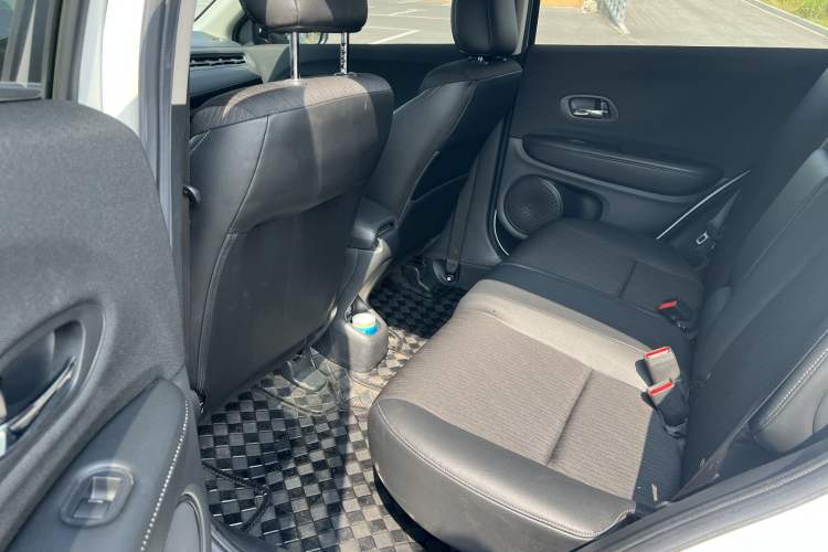 Used Honda Vezel 2020 1.5L CVT Pioneer Edition