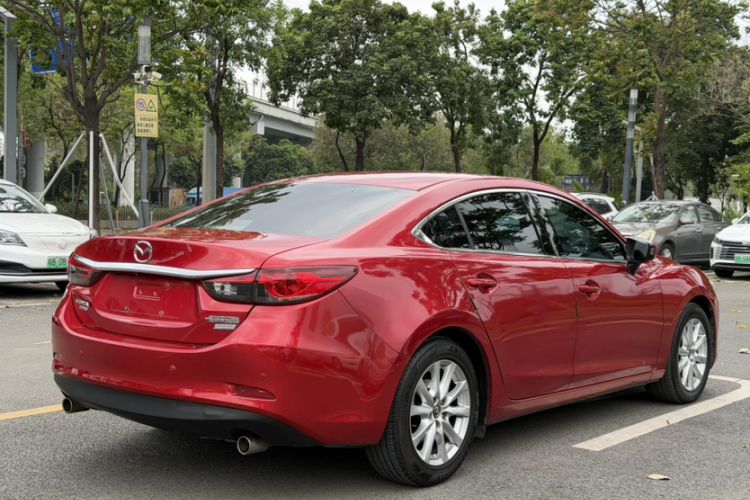 Used Mazda Atenza 2015 2.0L Blue Sky Luxury Edition
