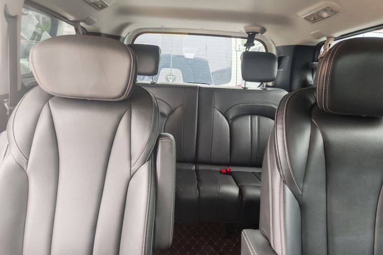 Used SAIC MAXUS G10 2023 2.0T Manual Multi-Function Version Diesel 7/8/9 Seats