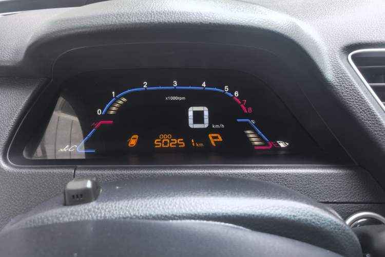 Used Luxgen 5 2013 1.8T Automatic Prestige Model
