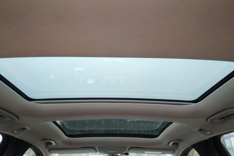 Used Mercedes-Benz C-Class 2017 Facelift C 200 Station Wagon