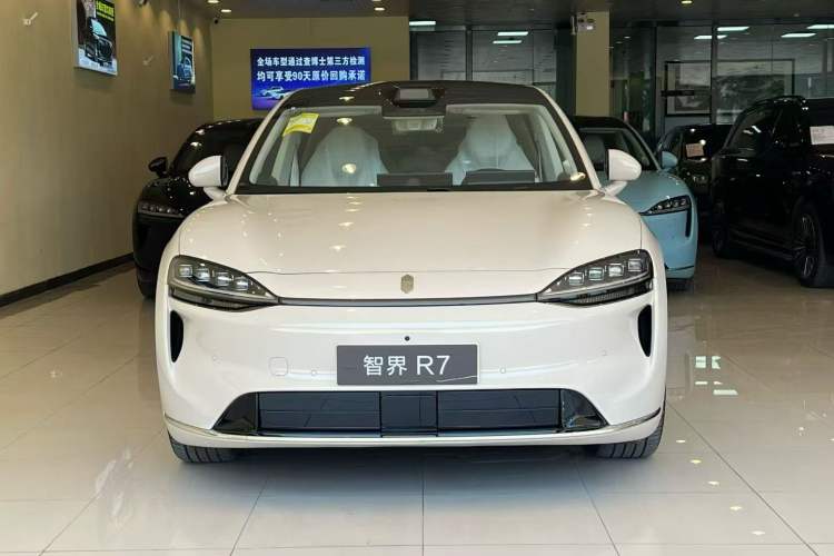 Used Hima Luxeed R7 2026 Model Range-Extending Max+