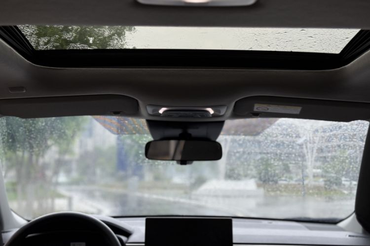 Used Toyota Corolla Cross 2024 2.0L Elite Edition Headliner