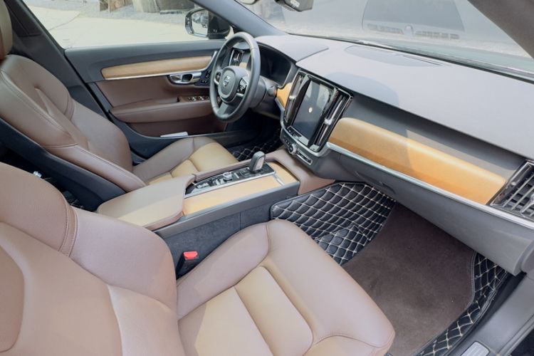 Used Volvo S90 2021 B5 Zhiyi Luxury Edition
