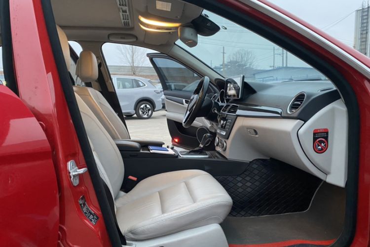 Used Mercedes-Benz C-Class 2013 C 260 CGI Fashion Model