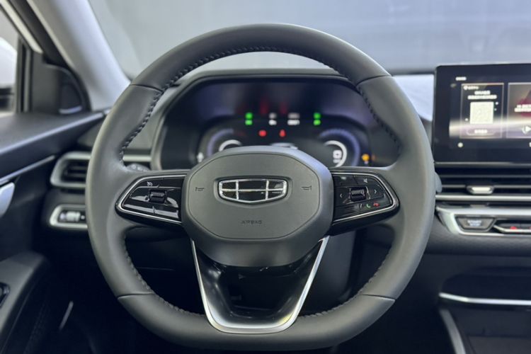 Used Geely Auto Emgrand 2022 4th Generation 1.5L CVT Elite Model Steering Wheel