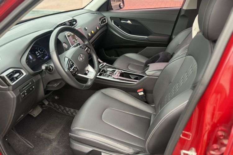 Used Hyundai ix25 2020 1.5L CVT GLS Smart Model Interior 2