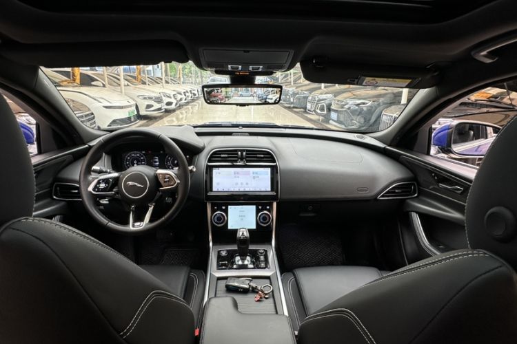 Used Jaguar XEL 2020 2.0T 200 PS Agent Exclusive Edition Interior 1