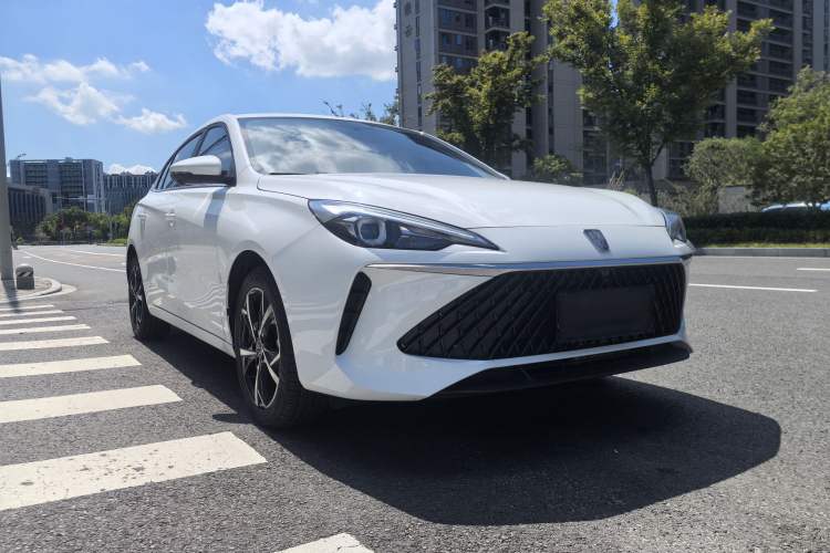 Used Roewe i5 2024 1.5L CVT Luxury Edition