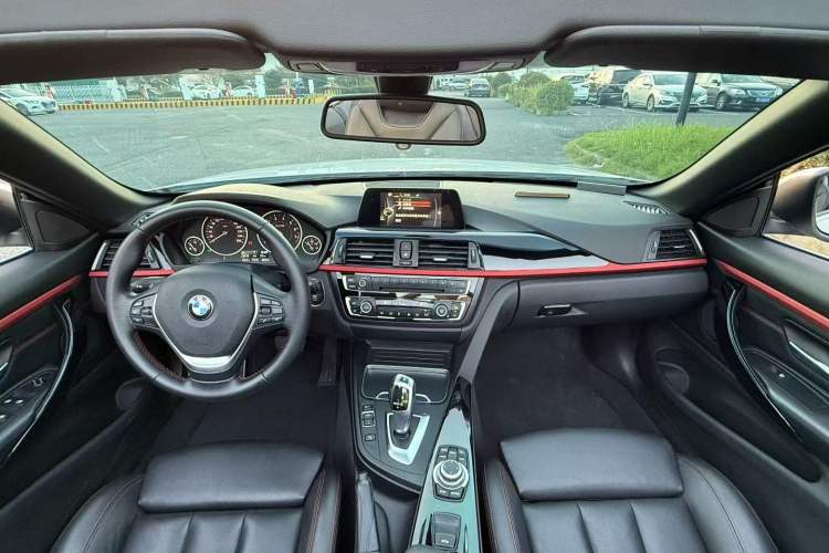 Used BMW 4 Series 2014 420i Convertible Sports Design Package Interior 1