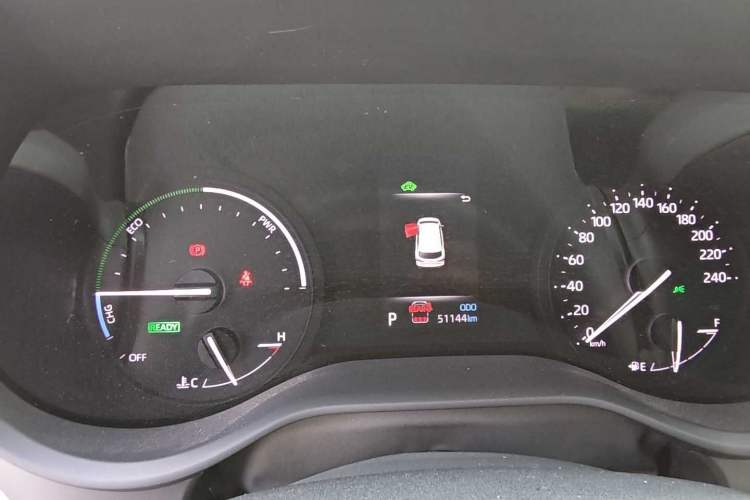 Used Toyota SIENNA 2021 2.5L Hybrid Comfort Edition Odometer Close Up