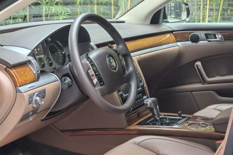 Used Volkswagen Phaeton 2012 3.0L Business Edition
