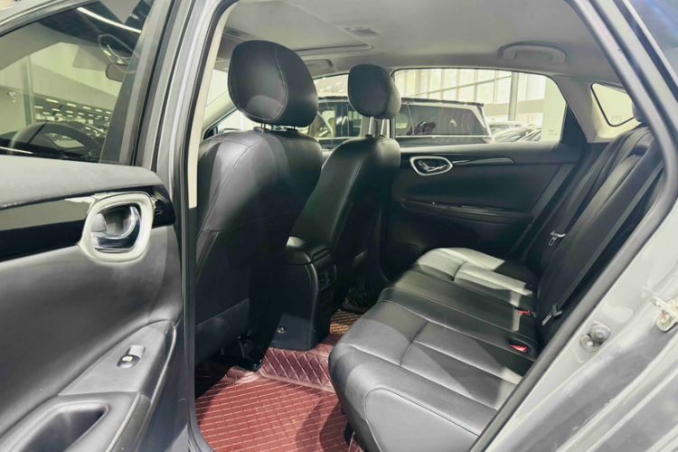 Used Nissan Sylphy 2021 Classic 1.6XL CVT Luxury Edition Interior 2