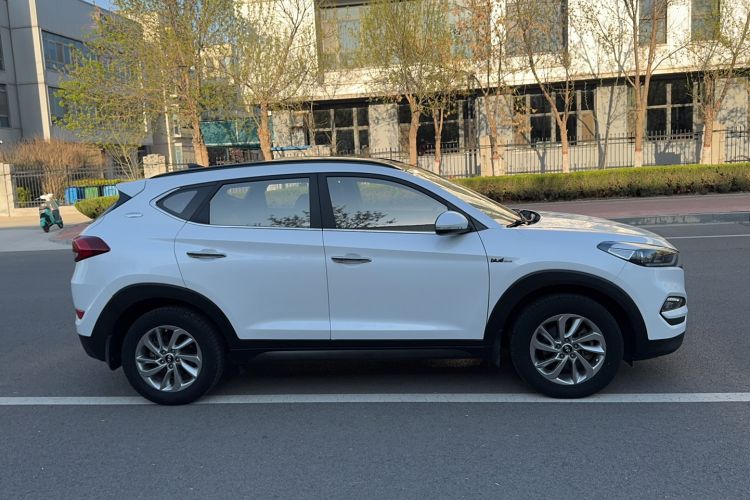 Used Hyundai Tucson 2018 1.6T Dual-Clutch Two-Wheel Drive 15th Anniversary Special Edition Rear